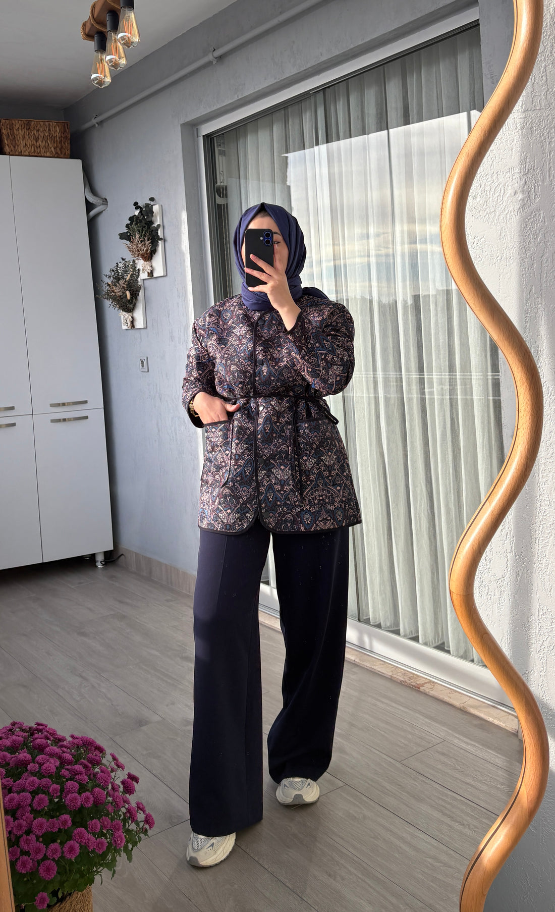 Desenli Kuşaklı Mevsimlik Ceket